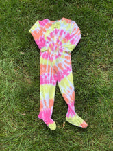 Load image into Gallery viewer, Infant Footies
